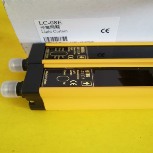 BARRERA EMISOR/RECEPTOR NPN NO,8 OPTICOS,PROTECION 175mm, Altura mm. ,ALIM:24VDC LC-08E